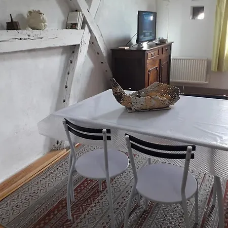 L'atelier Du Chapeau Rouge Appartement Souvigny